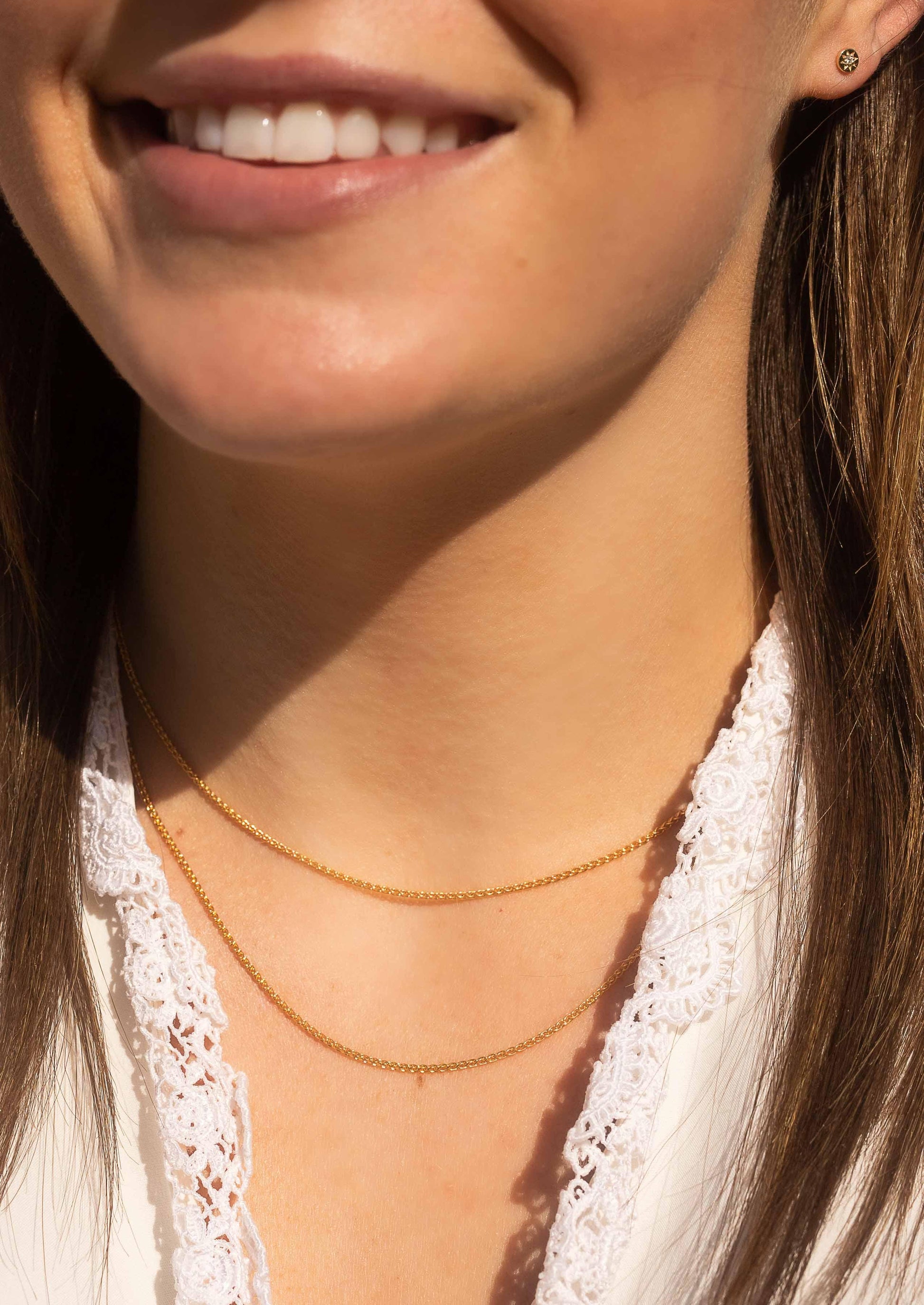 Gold Single Pearl Pendant Necklace | Lily & Roo | Wolf & Badger